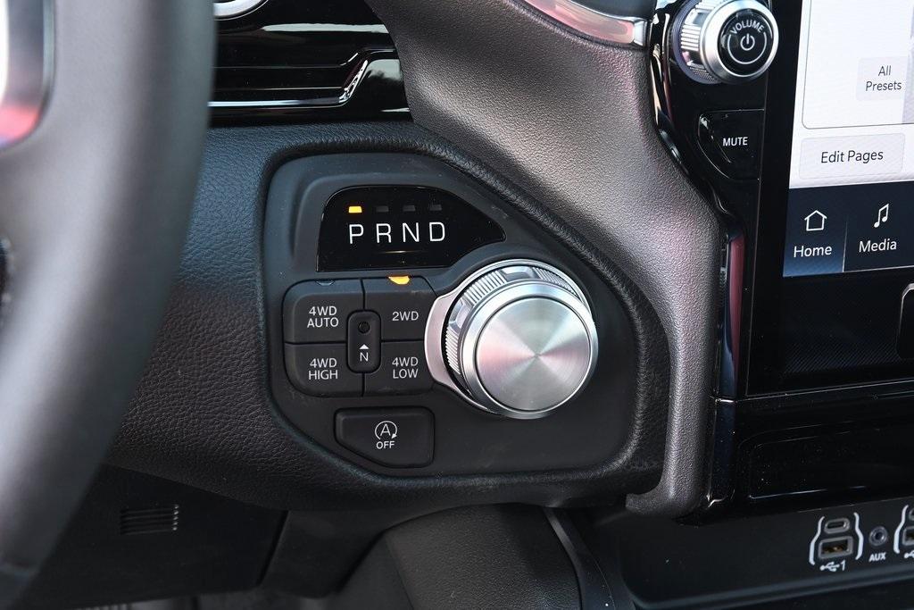 new 2025 Ram 1500 car
