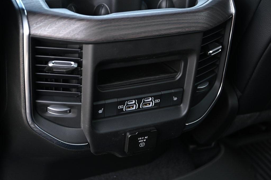 new 2025 Ram 1500 car
