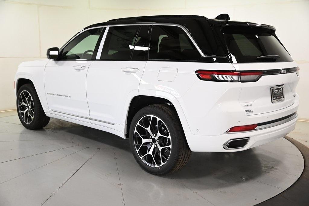 new 2025 Jeep Grand Cherokee car