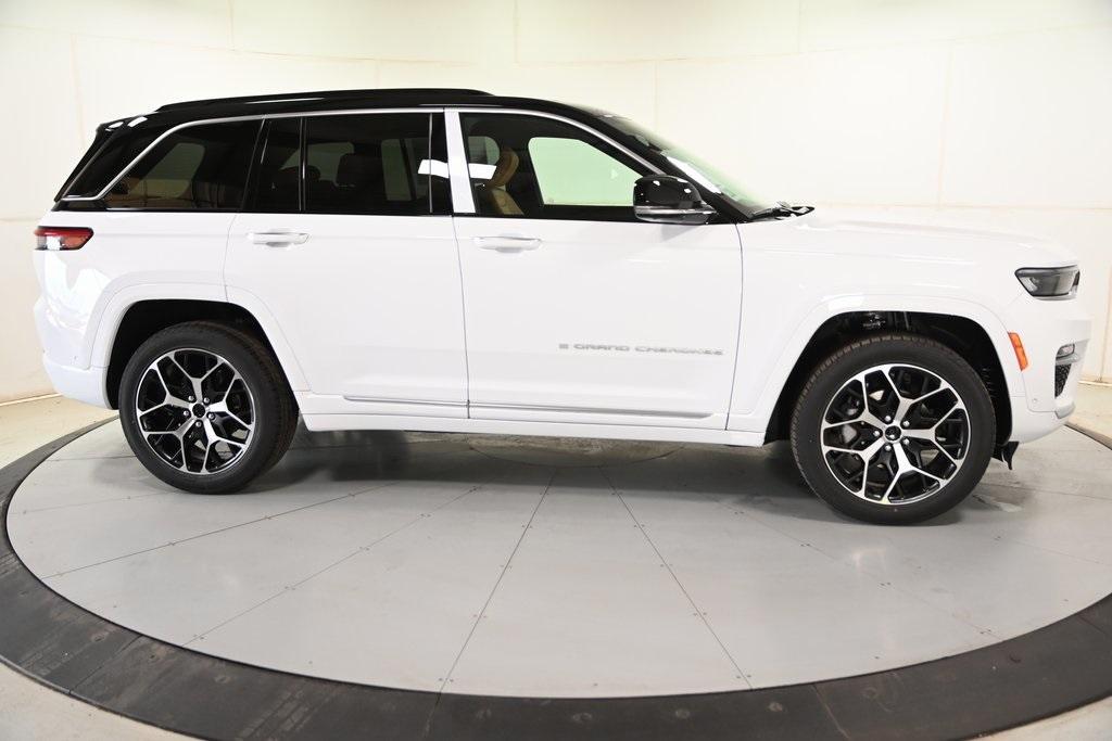 new 2025 Jeep Grand Cherokee car
