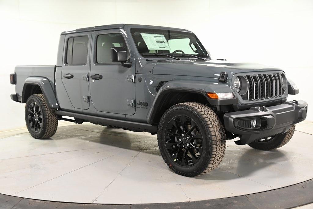 new 2025 Jeep Gladiator car, priced at $42,385