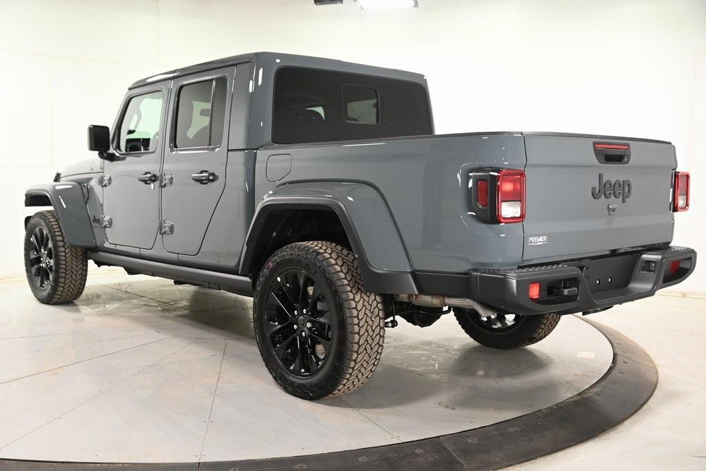 new 2025 Jeep Gladiator car, priced at $42,385