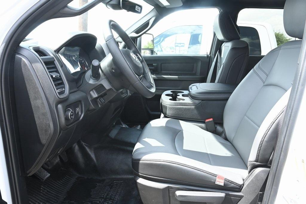 new 2025 Ram 2500 car