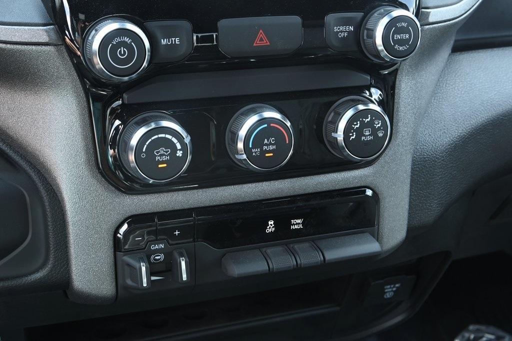 new 2025 Ram 2500 car