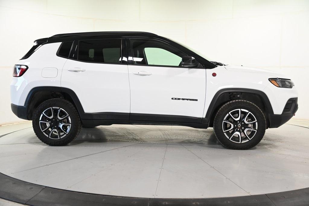 new 2024 Jeep Compass car, priced at $31,222