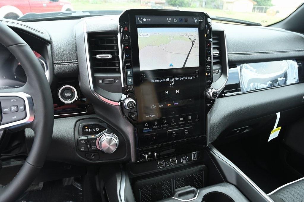 new 2025 Ram 1500 car