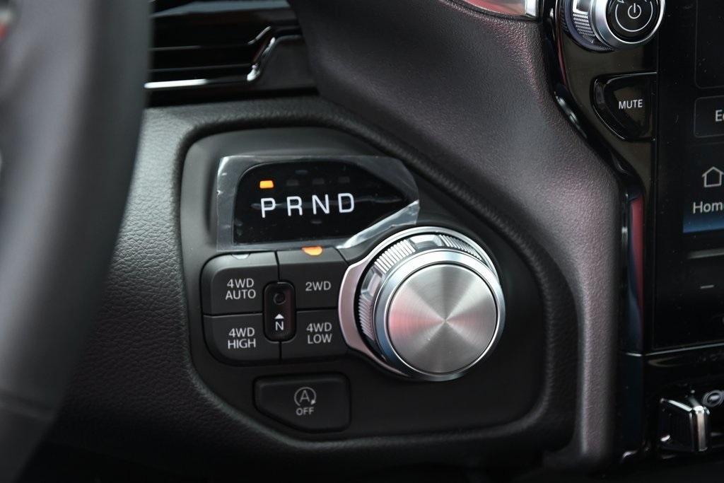 new 2025 Ram 1500 car
