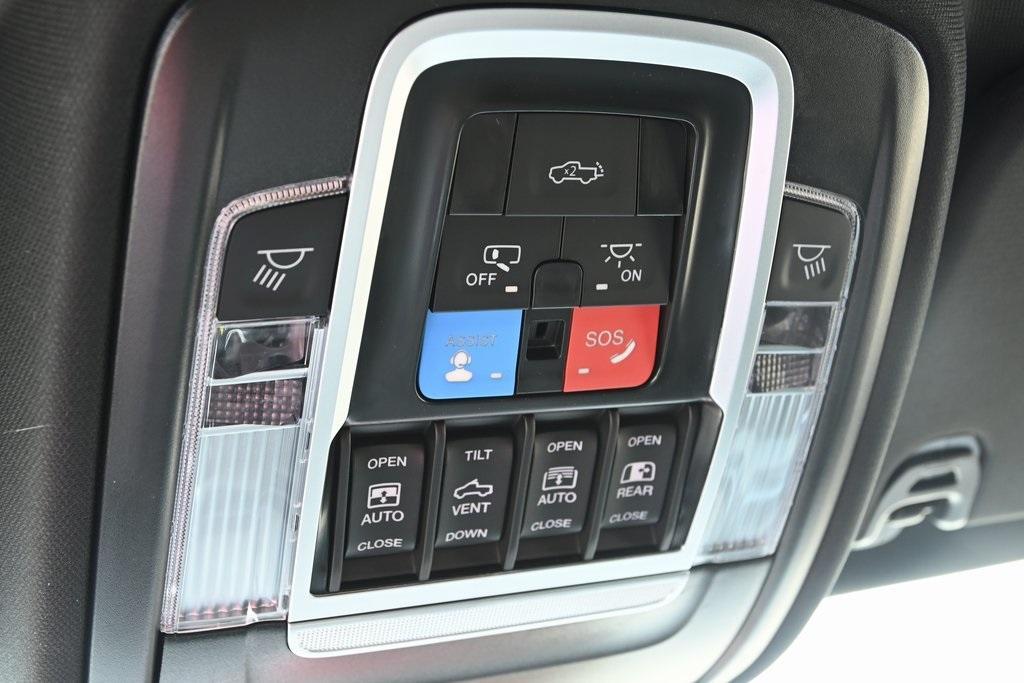 new 2025 Ram 1500 car