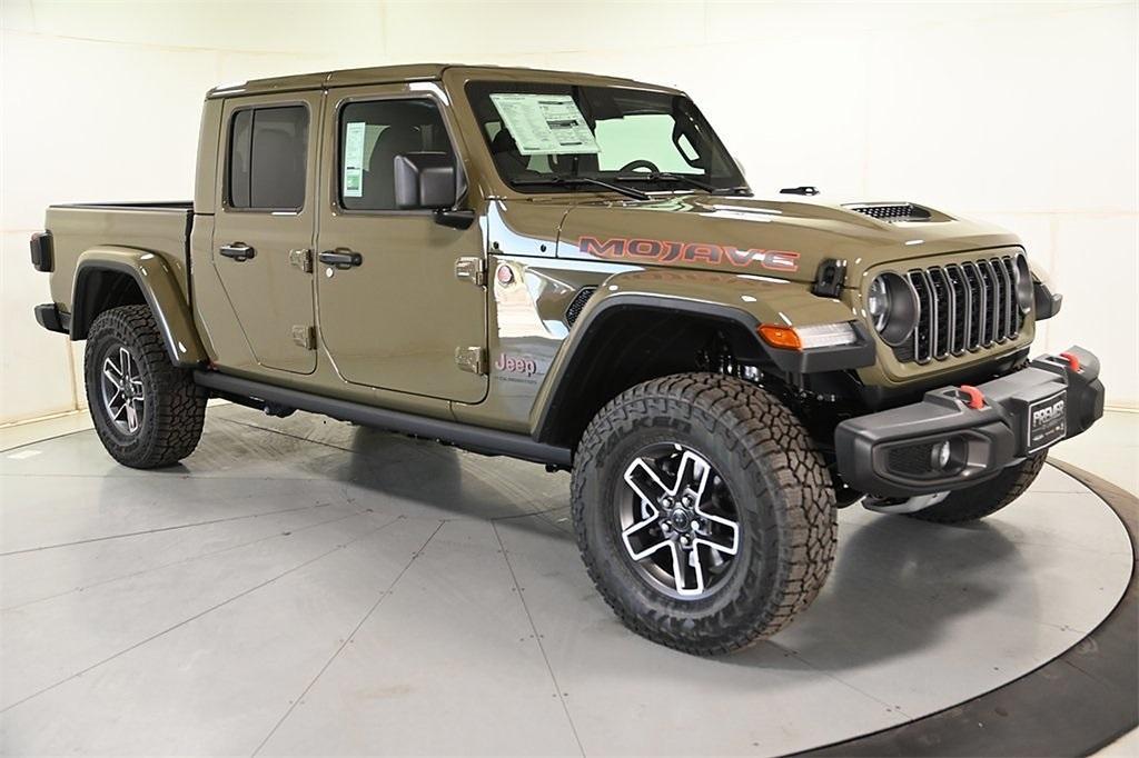 new 2025 Jeep Gladiator car, priced at $51,711
