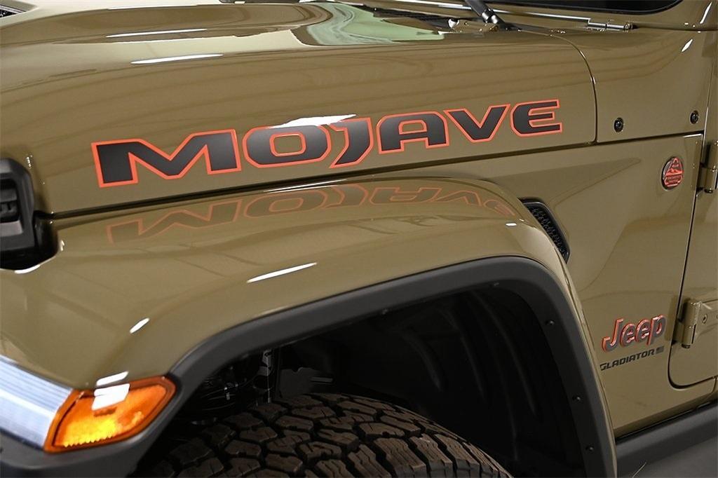 new 2025 Jeep Gladiator car, priced at $51,711