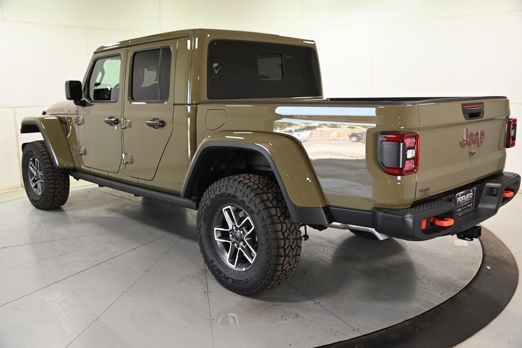 new 2025 Jeep Gladiator car