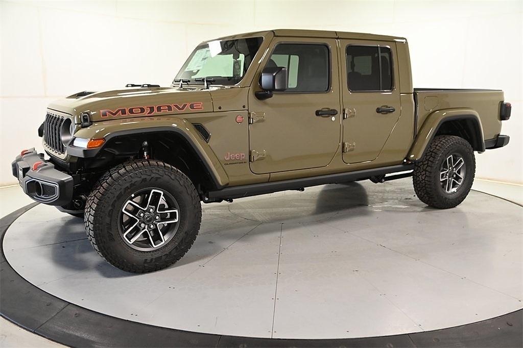 new 2025 Jeep Gladiator car, priced at $51,711