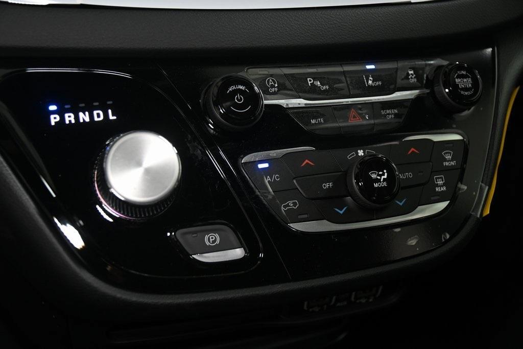 new 2025 Chrysler Voyager car