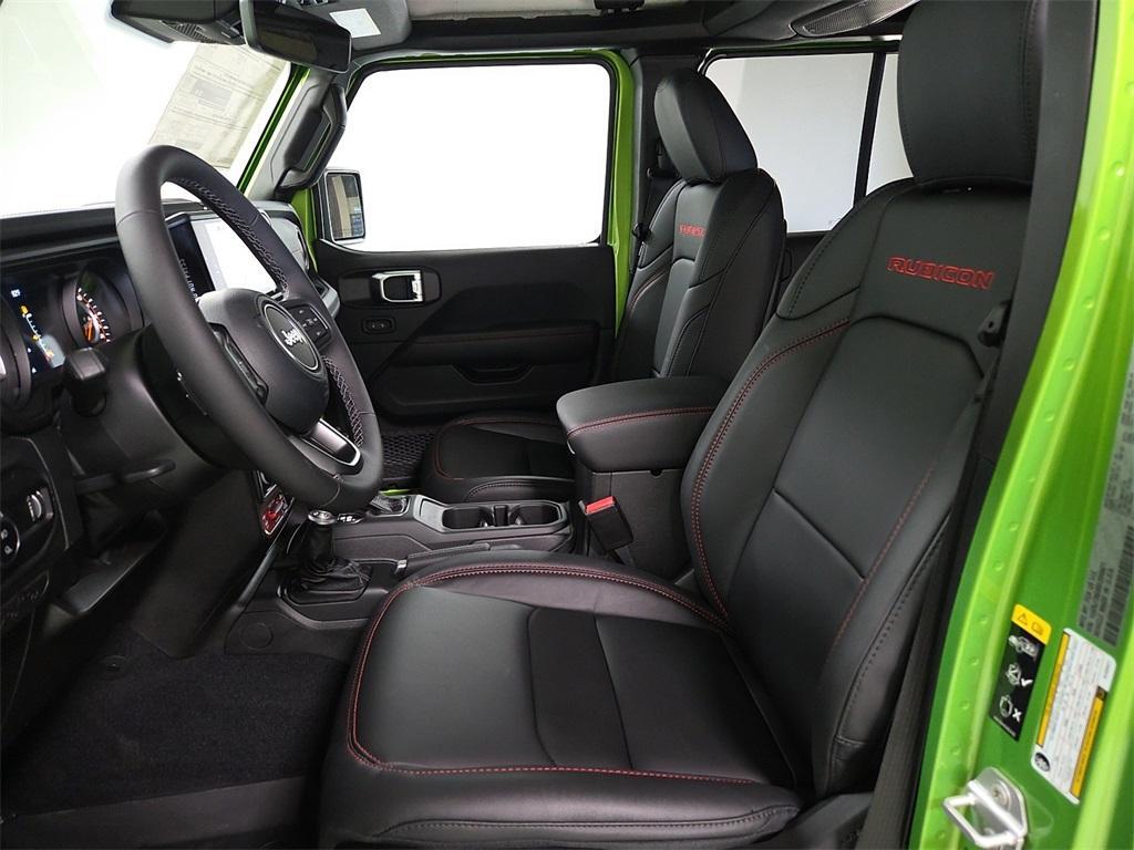 new 2025 Jeep Gladiator car, priced at $56,394