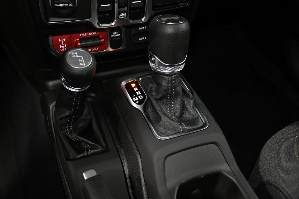 new 2025 Jeep Wrangler car