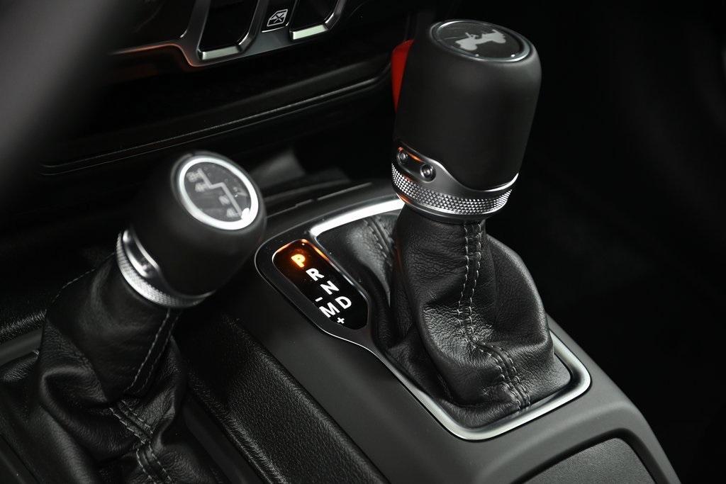new 2025 Jeep Wrangler car