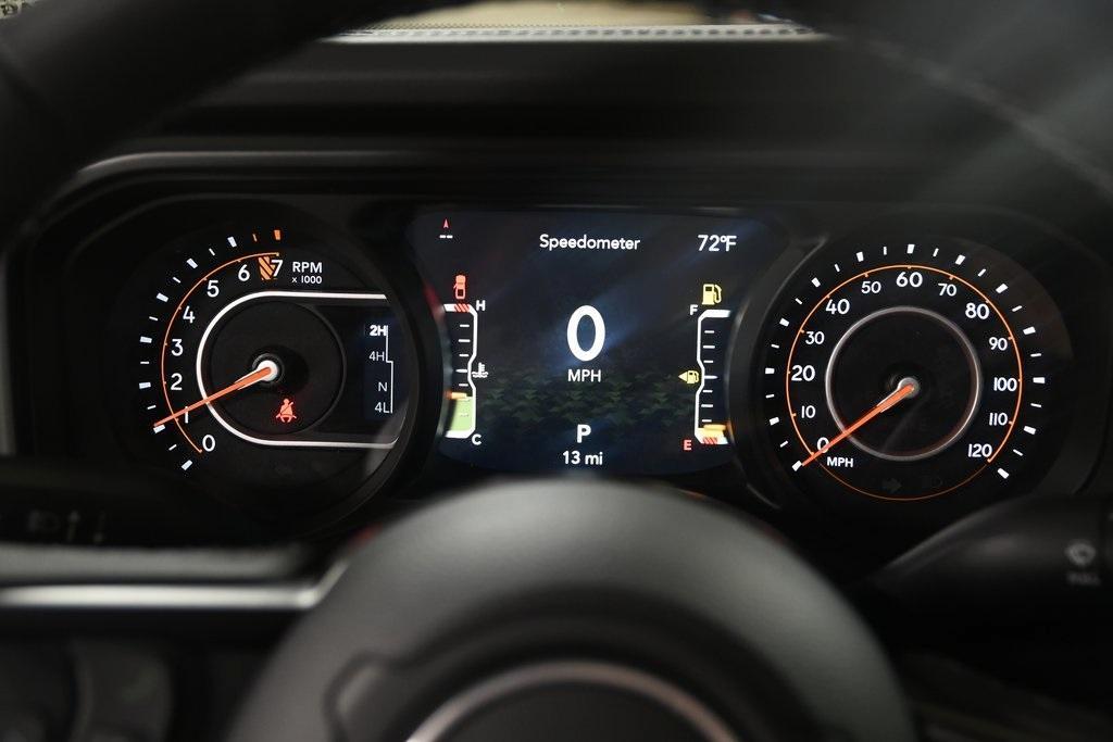 new 2025 Jeep Gladiator car, priced at $44,584