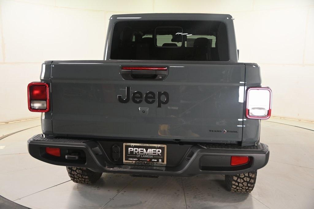 new 2025 Jeep Gladiator car, priced at $44,584