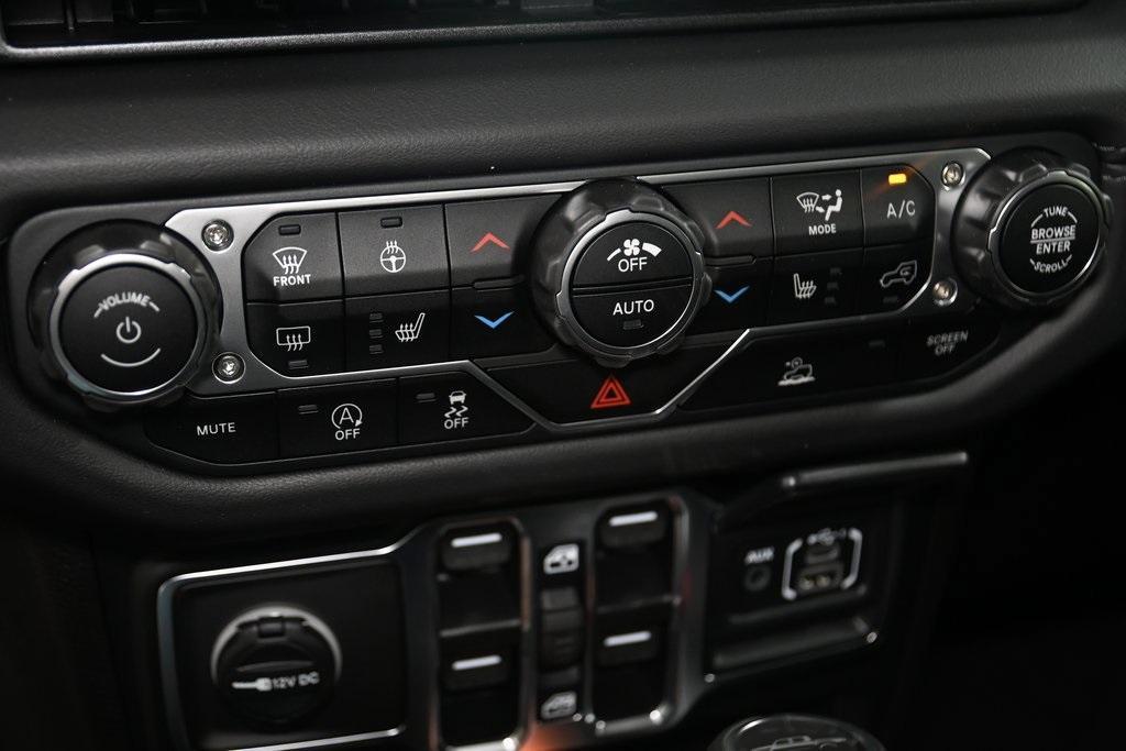 new 2025 Jeep Gladiator car, priced at $44,584
