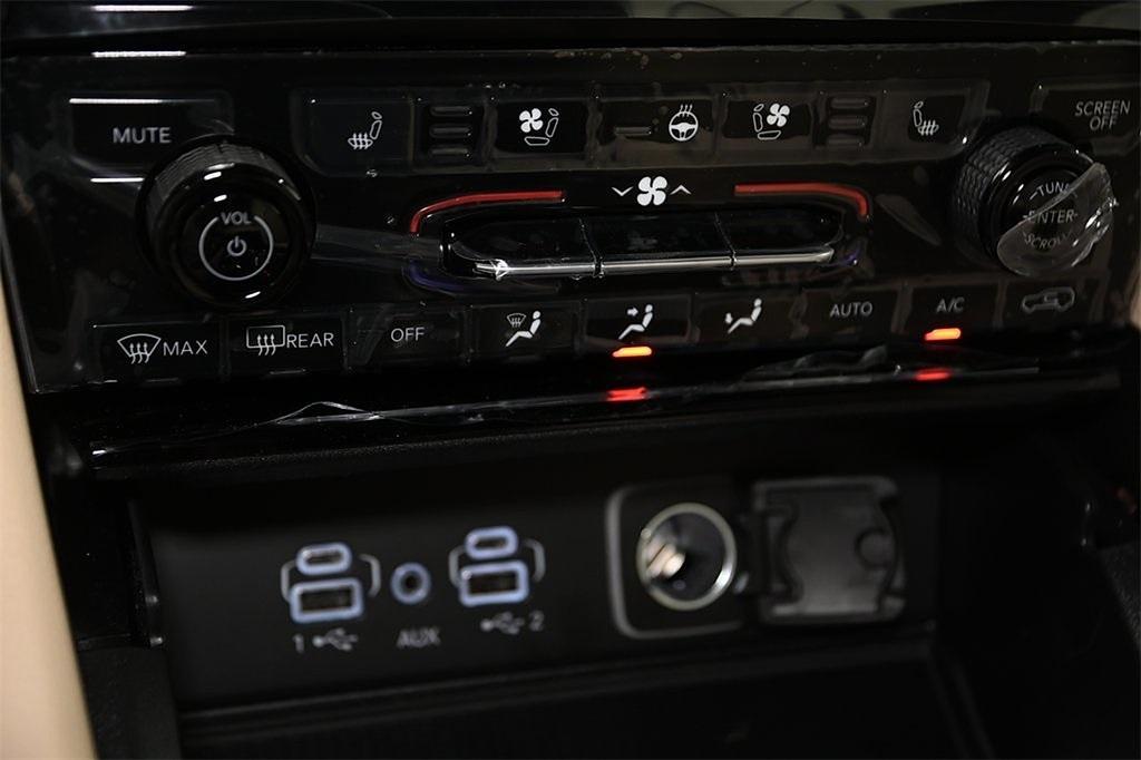 new 2025 Jeep Grand Cherokee L car, priced at $49,051