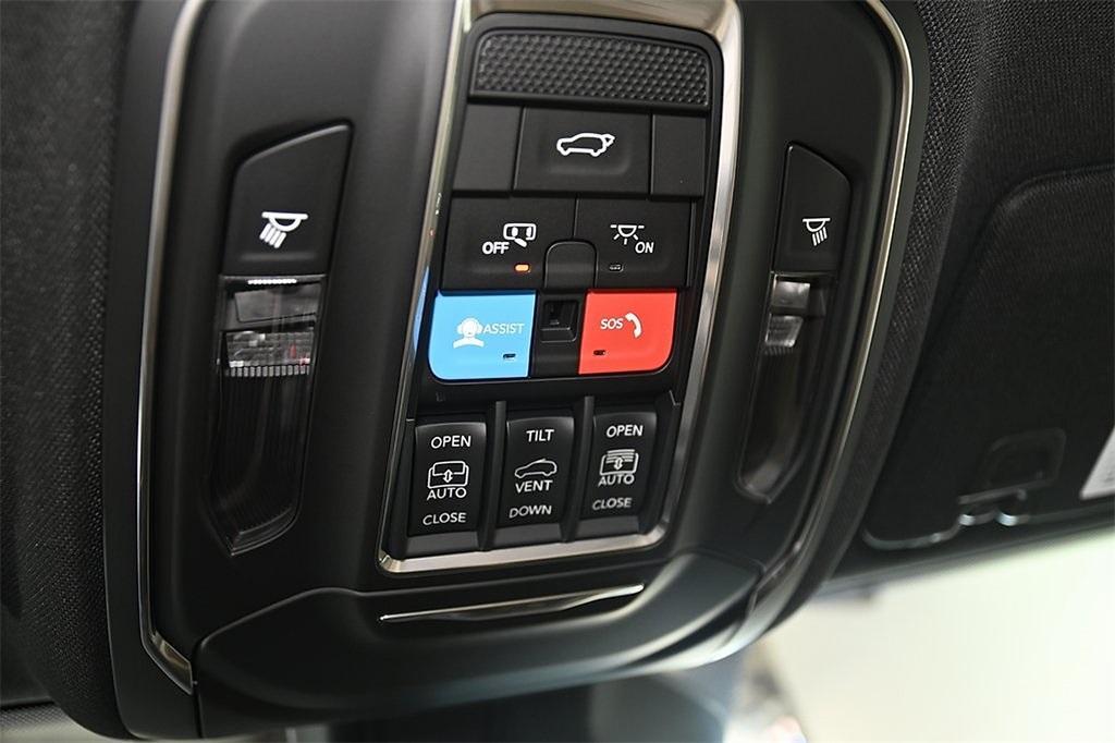 new 2025 Jeep Grand Cherokee L car, priced at $49,051