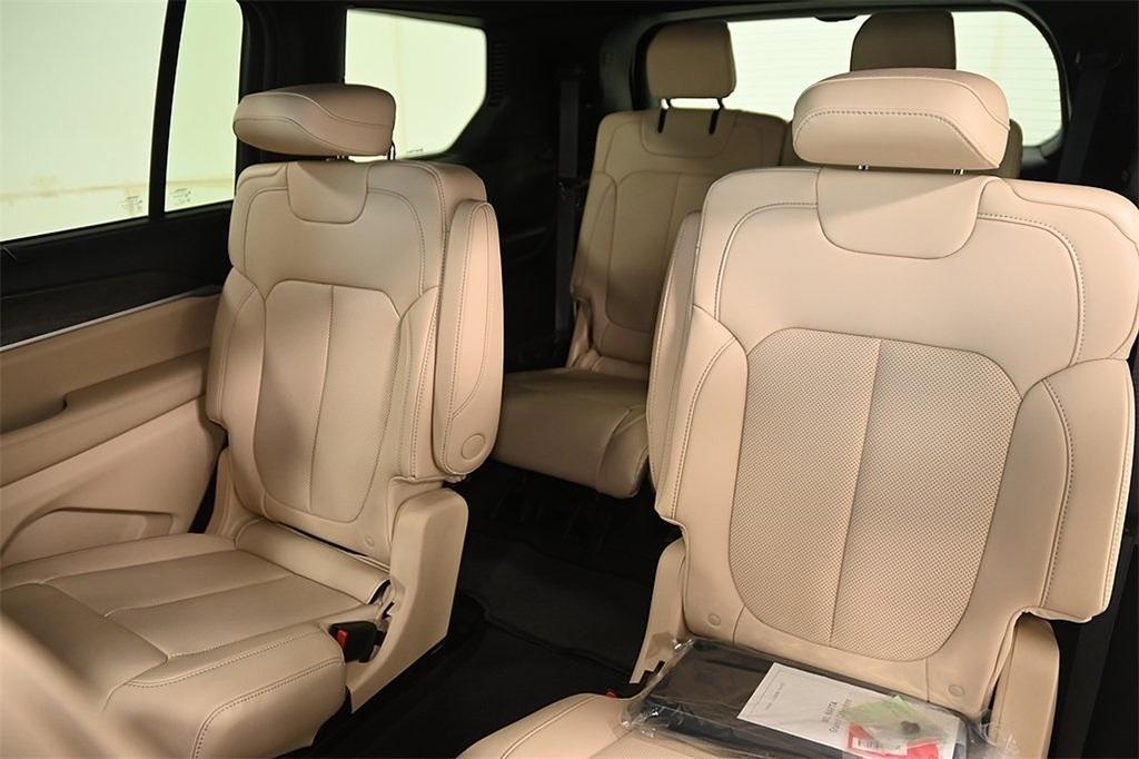 new 2025 Jeep Grand Cherokee L car, priced at $49,051