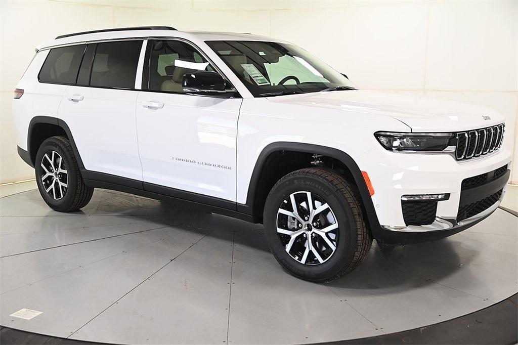 new 2025 Jeep Grand Cherokee L car, priced at $50,645