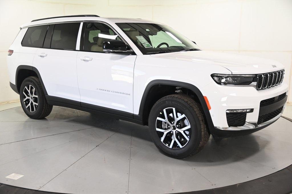 new 2025 Jeep Grand Cherokee L car