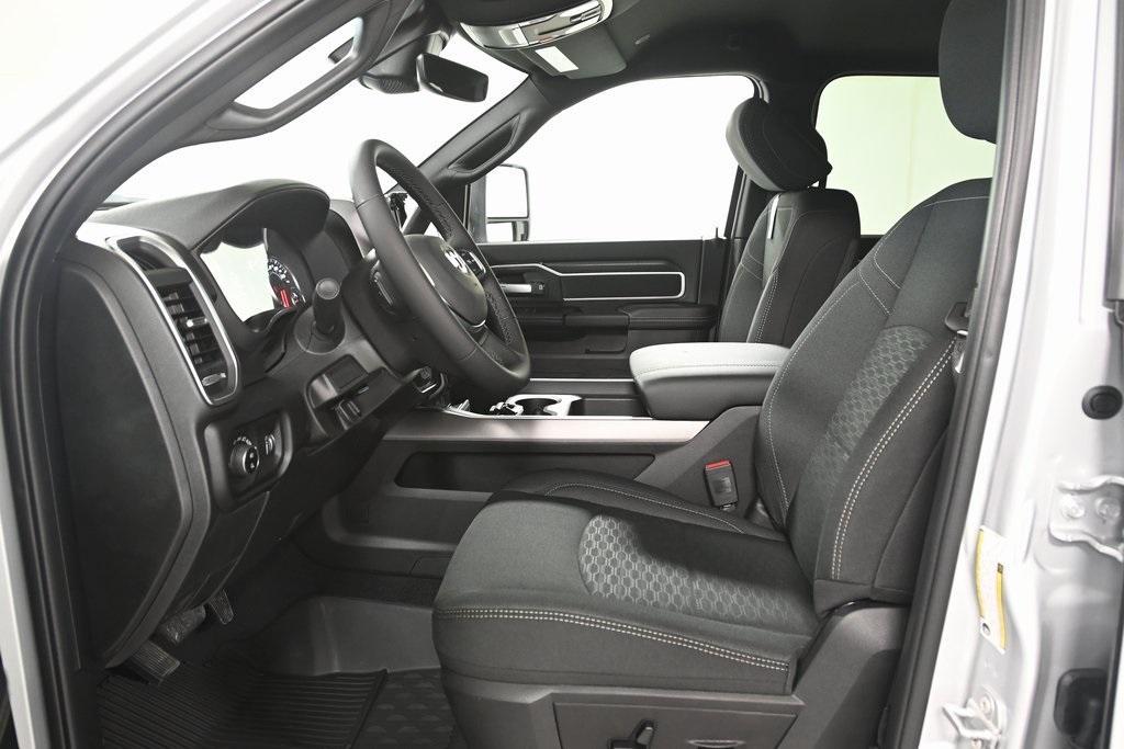 new 2025 Ram 2500 car