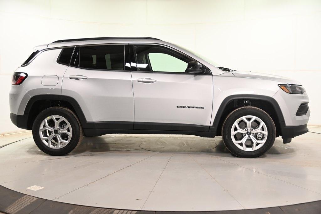 new 2025 Jeep Compass car