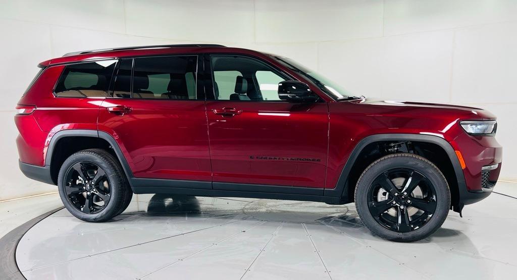 new 2025 Jeep Grand Cherokee L car, priced at $47,397