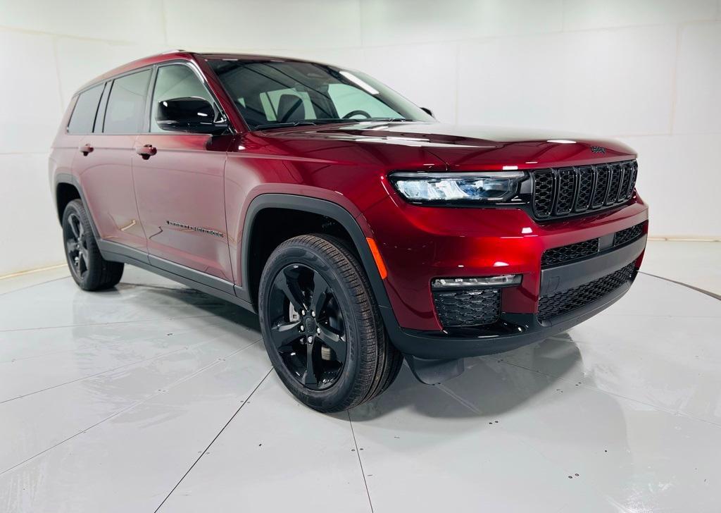new 2025 Jeep Grand Cherokee L car, priced at $51,220