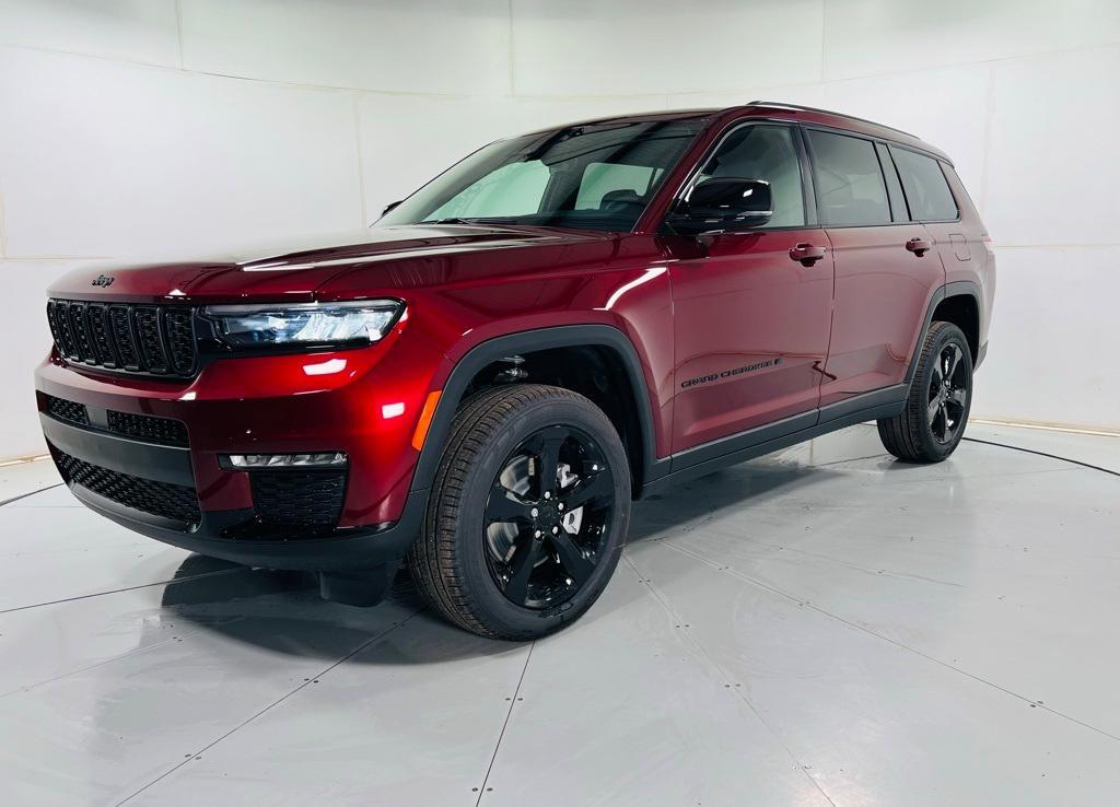 new 2025 Jeep Grand Cherokee L car, priced at $47,397