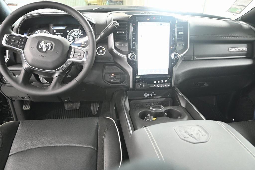 new 2025 Ram 2500 car