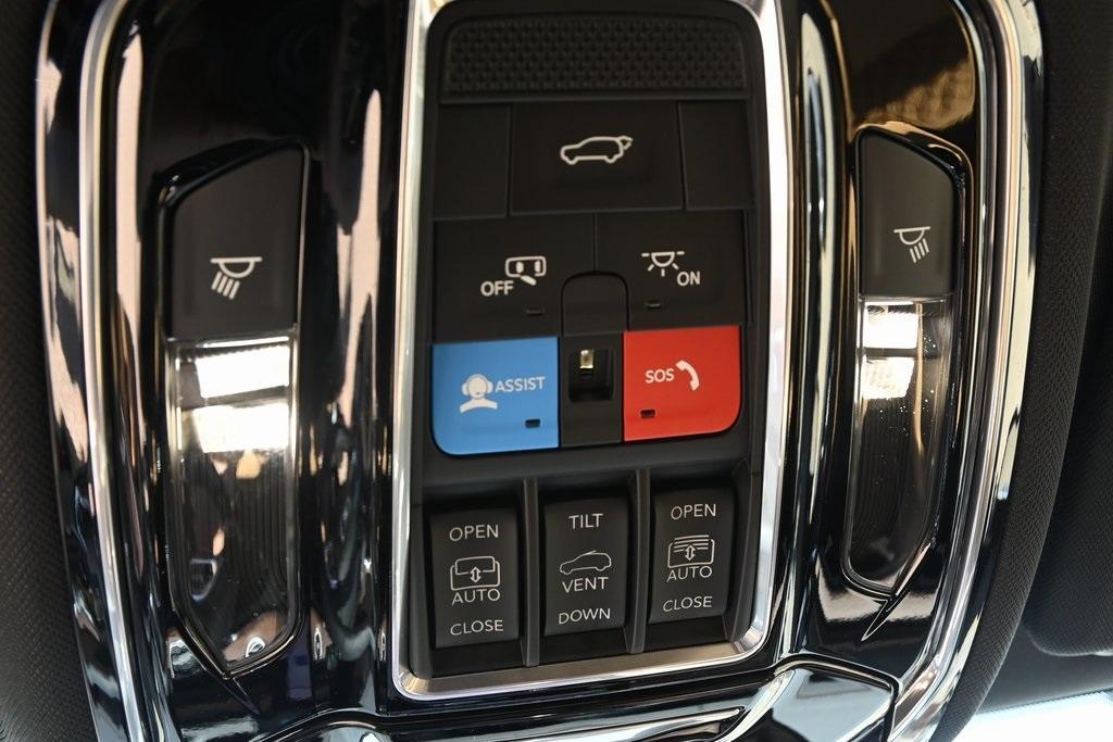 new 2025 Jeep Grand Cherokee car, priced at $55,758