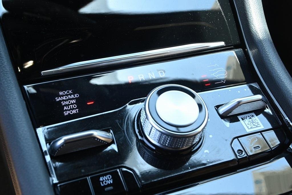 new 2025 Jeep Grand Cherokee car, priced at $55,758