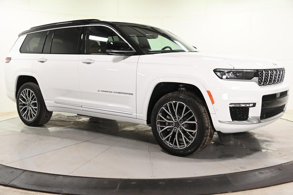 new 2025 Jeep Grand Cherokee L car, priced at $62,875