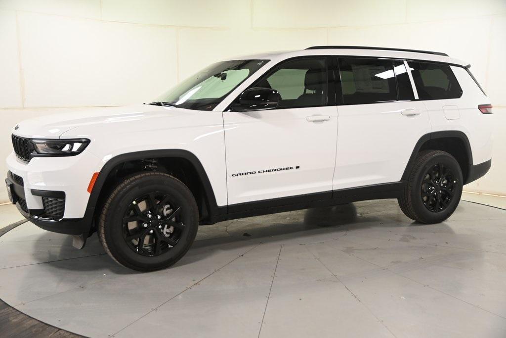new 2025 Jeep Grand Cherokee L car, priced at $42,735