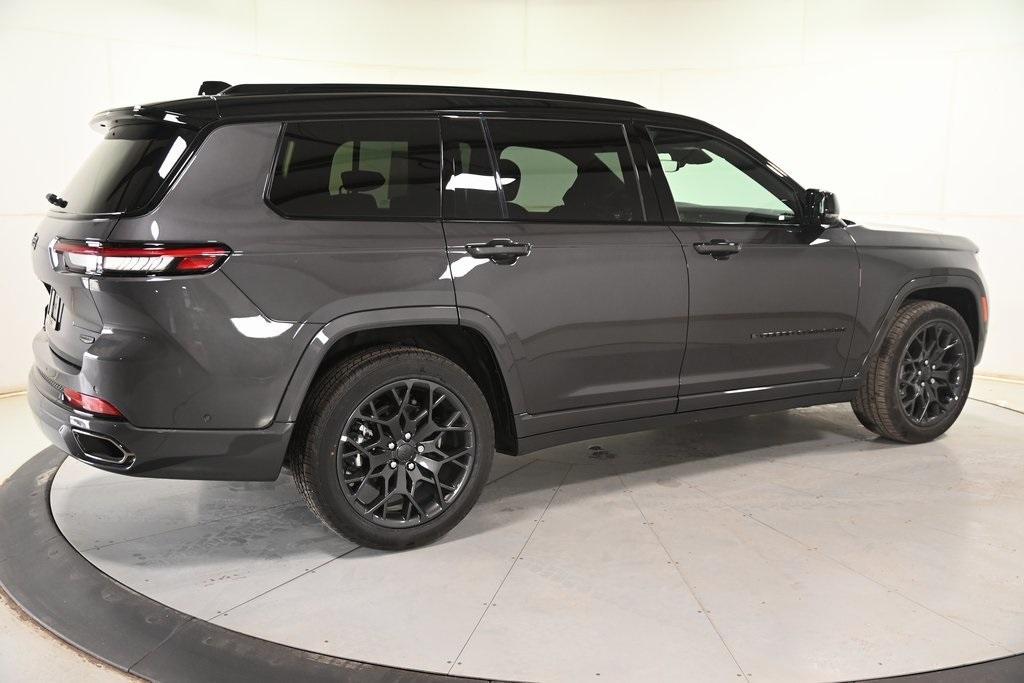 new 2025 Jeep Grand Cherokee L car, priced at $60,711