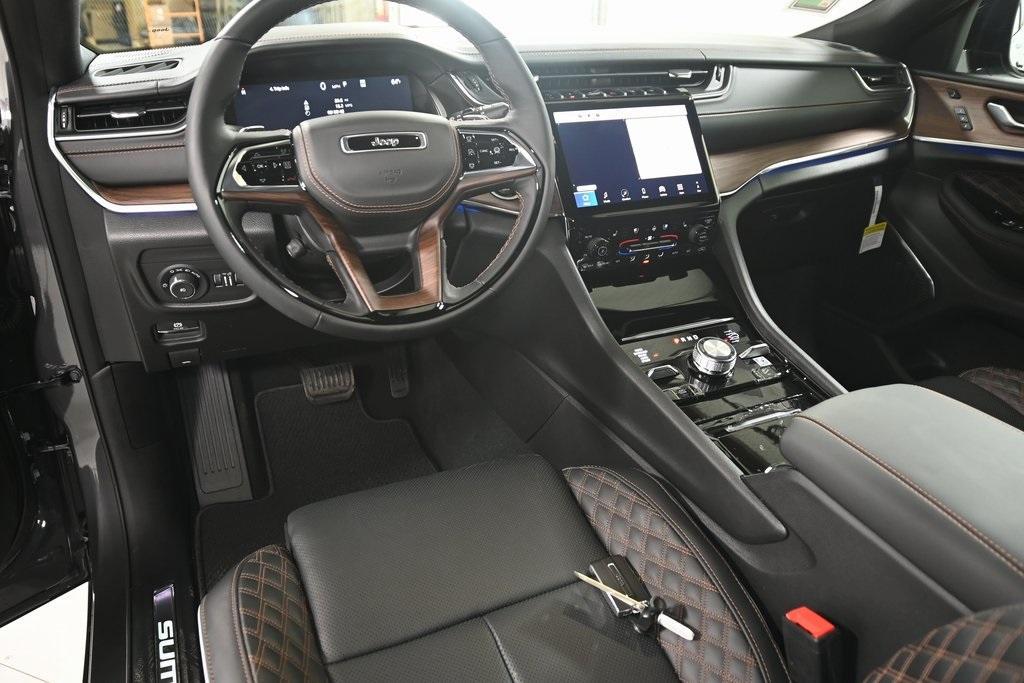 new 2025 Jeep Grand Cherokee L car, priced at $60,711