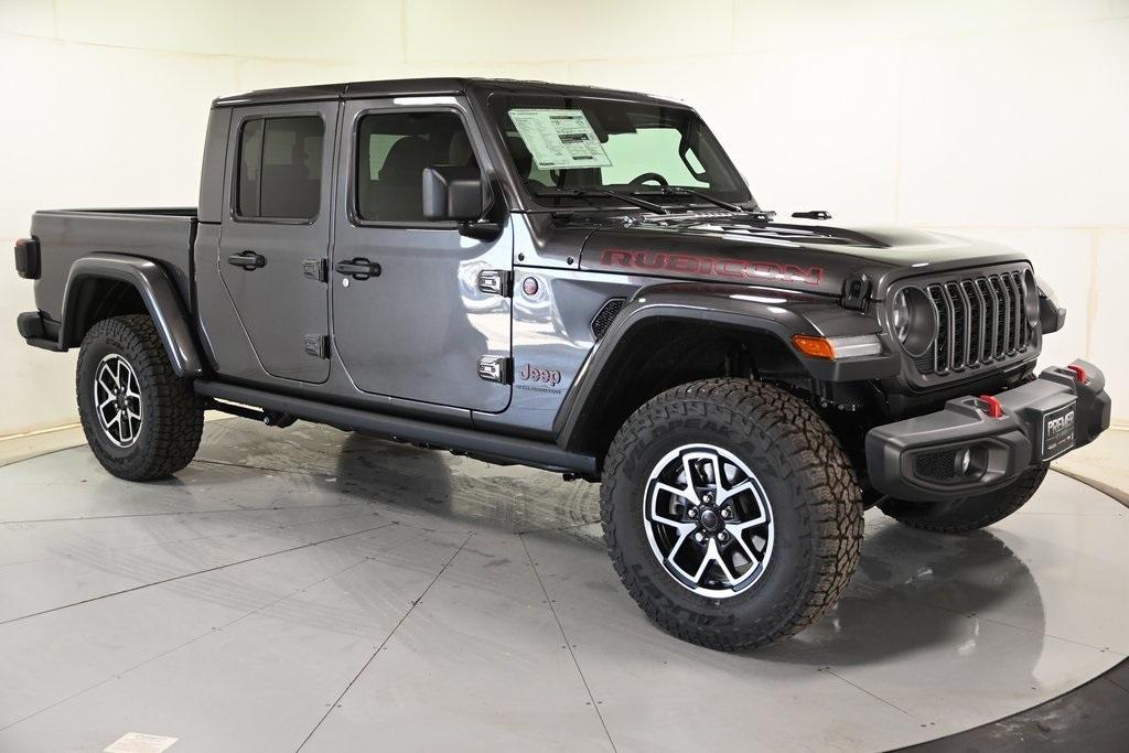 new 2025 Jeep Gladiator car