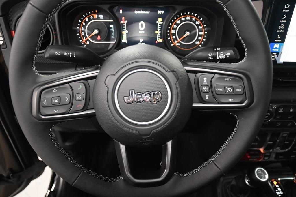 new 2025 Jeep Gladiator car