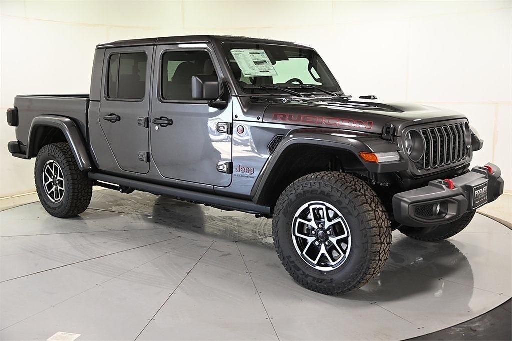 new 2025 Jeep Gladiator car, priced at $48,712