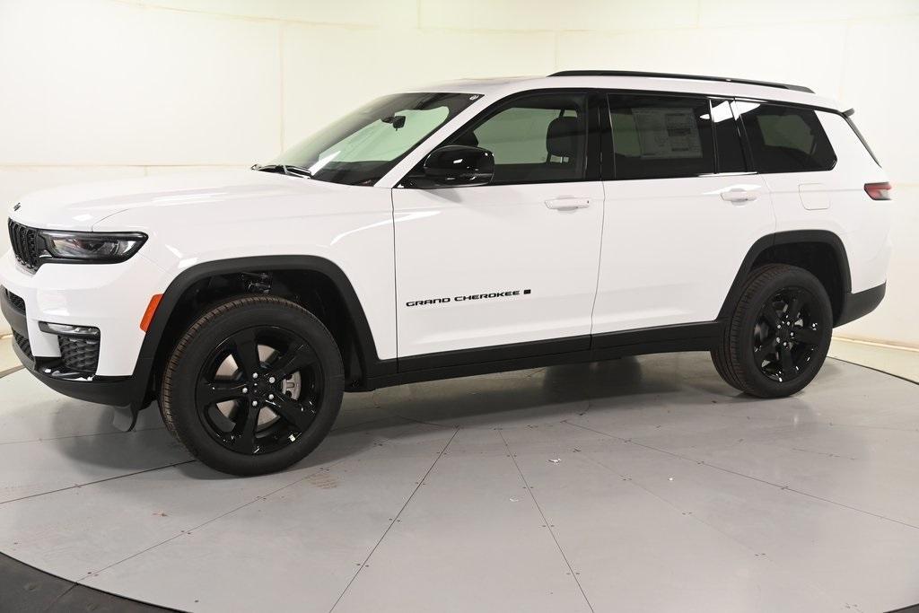 new 2025 Jeep Grand Cherokee L car, priced at $49,417