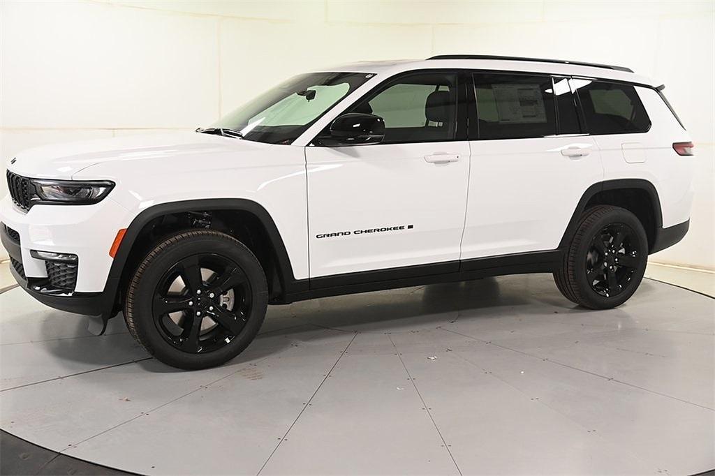 new 2025 Jeep Grand Cherokee L car, priced at $51,740