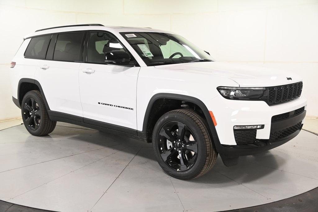 new 2025 Jeep Grand Cherokee L car