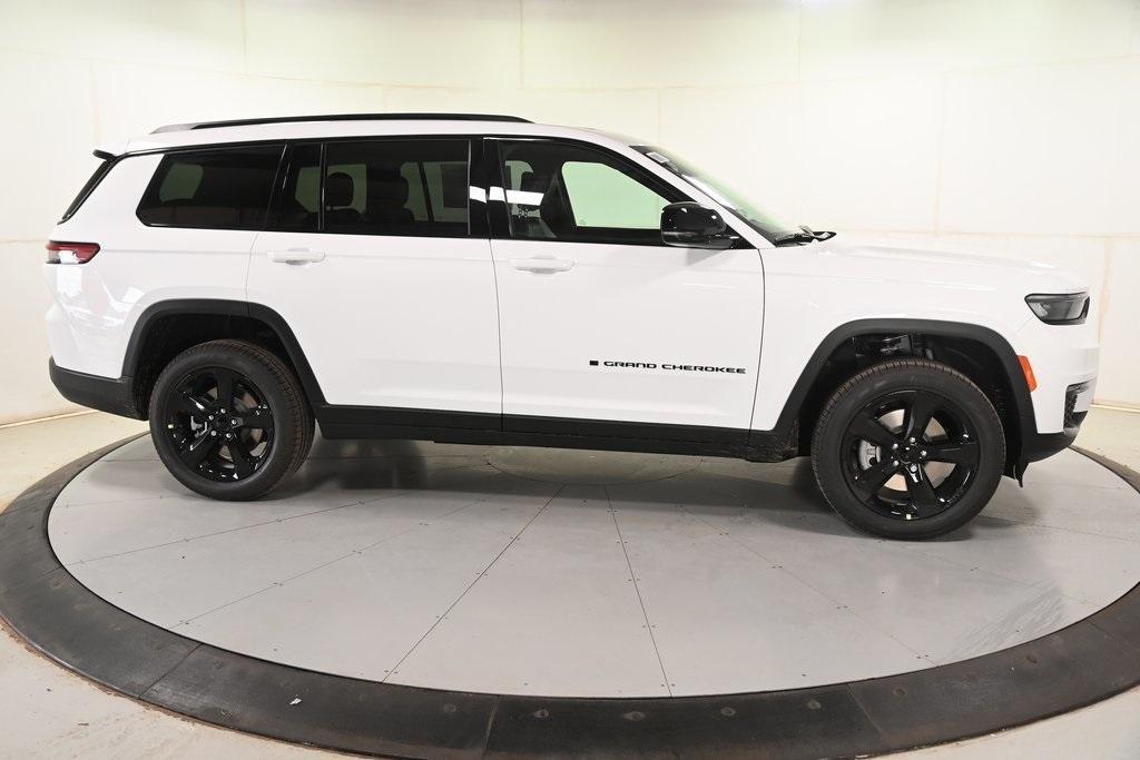 new 2025 Jeep Grand Cherokee L car, priced at $49,417