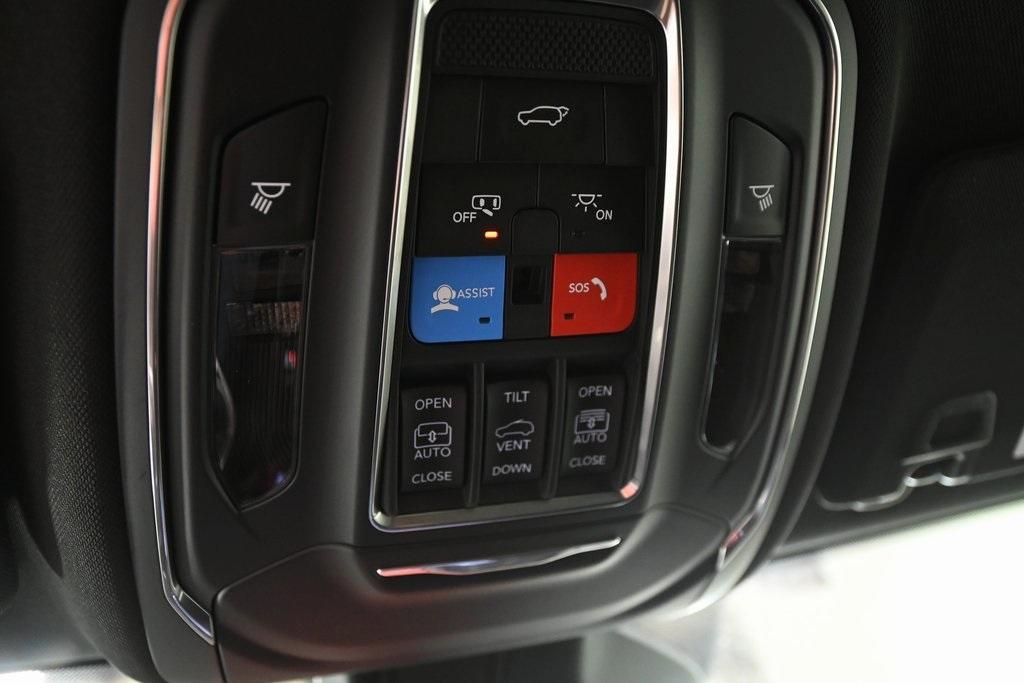 new 2025 Jeep Grand Cherokee L car, priced at $49,417
