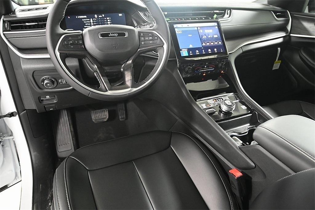 new 2025 Jeep Grand Cherokee L car, priced at $51,740