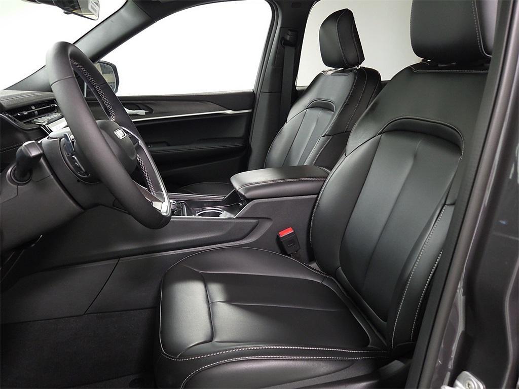 new 2025 Jeep Grand Cherokee L car, priced at $51,001